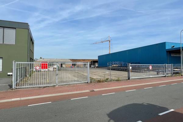 Verhard buitenterrein Meesterstraat Nijkerk