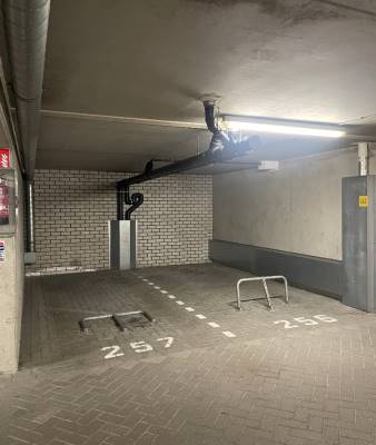 Bedrijfsruimte Zwolsestraat 246 Den Haag