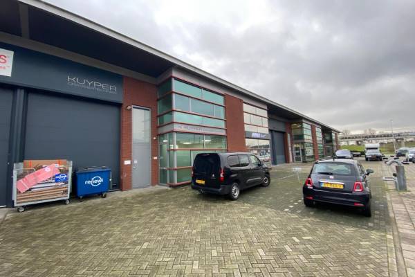 Bedrijfsruimte Beurtschipperstraat 104 Hoogvliet Rotterdam