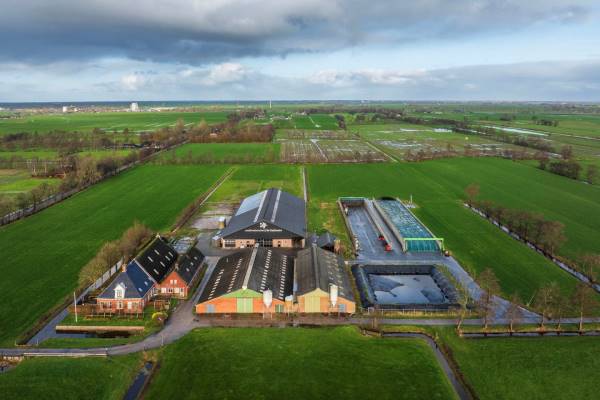 Agrarisch bedrijf Eesterweg 5 Doezum