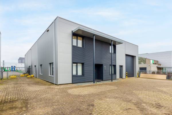 Bedrijfsruimte Amp&#232;reweg 11 Echt