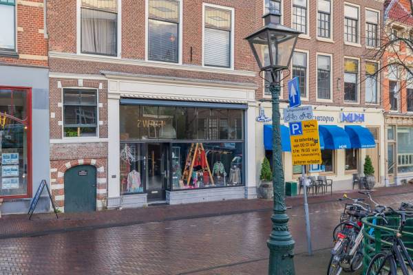 Winkelruimte Nieuwe Rijn 51 Leiden