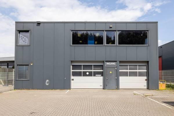 Bedrijfsruimte Ambachtstraat 2 de Lutte