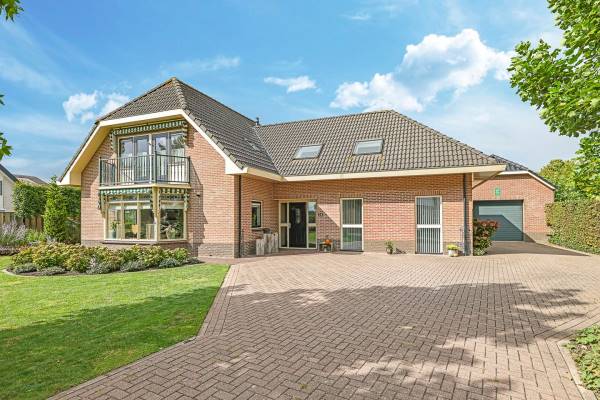 Bedrijfsruimte Broekdijk 24 Kesteren