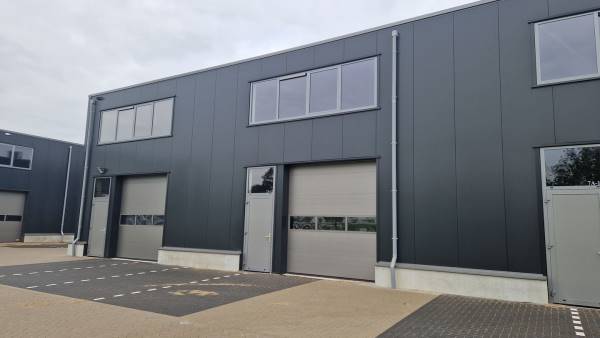 Bedrijfsruimte Genderensedijk 7-A 12 Genderen