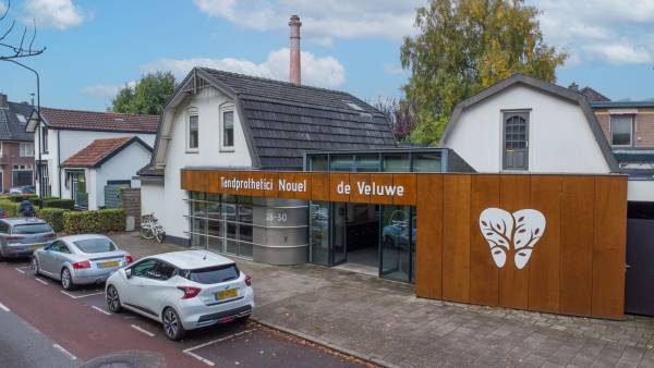 Winkelruimte Sprengenweg 28- 30 Apeldoorn