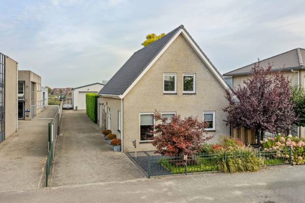 Bedrijfsruimte Charles Petitweg 13 Breda