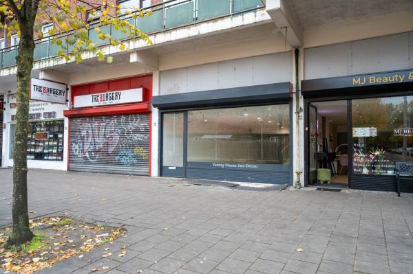 Winkelruimte Pieter Calandlaan 21 Amsterdam