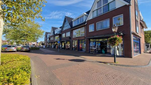 Winkelruimte Grote Markt 21-B Nieuwleusen