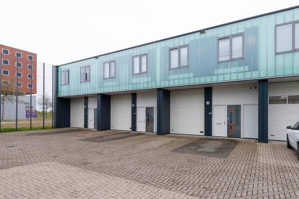 Bedrijfsruimte Pesetaweg 121 Nieuw-Vennep