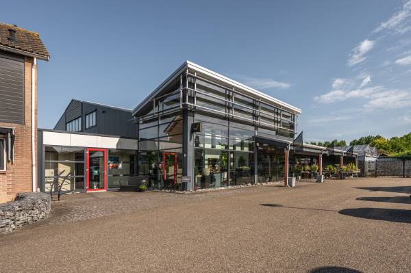 Bedrijfsruimte Zwake 7 Heinkenszand