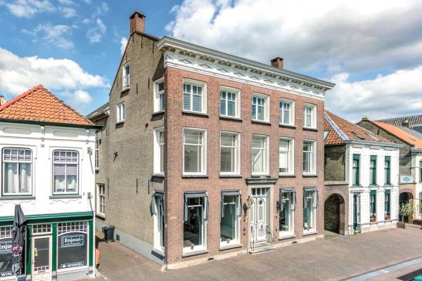 Winkelruimte Raadhuisstraat 45 Roosendaal