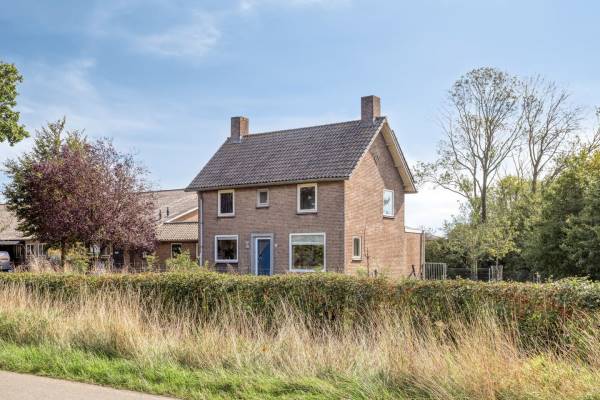 Agrarisch bedrijf De Omloop 10 Haarsteeg