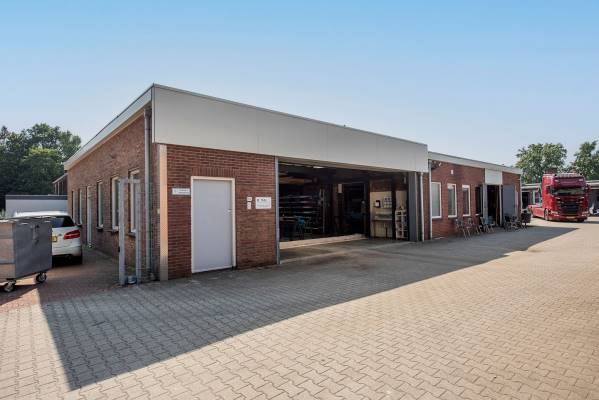 Bedrijfsruimte IJsbaanweg 91 Enschede