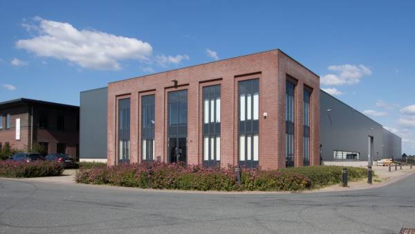 Bedrijfsruimte Expeditieweg 18 Boven-Leeuwen