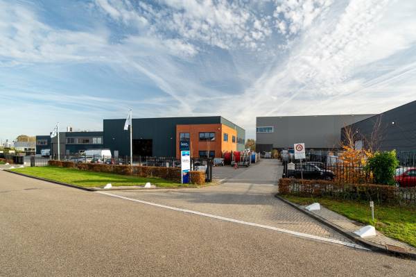 Bedrijfsruimte Neon 5 Oud Gastel