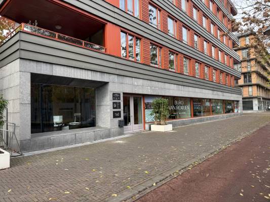 Winkelruimte Avenue Ceramique 160 Maastricht