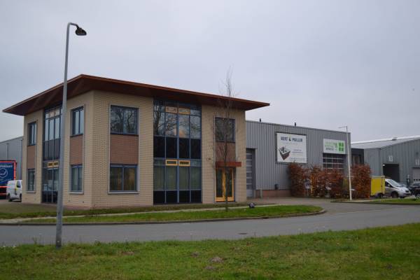 Bedrijfsruimte zandzuigerstraat 60 B-C Almere