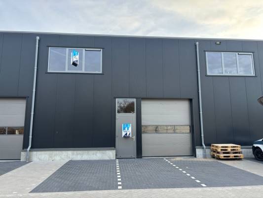 Bedrijfsruimte Genderensedijk -A 7 Genderen