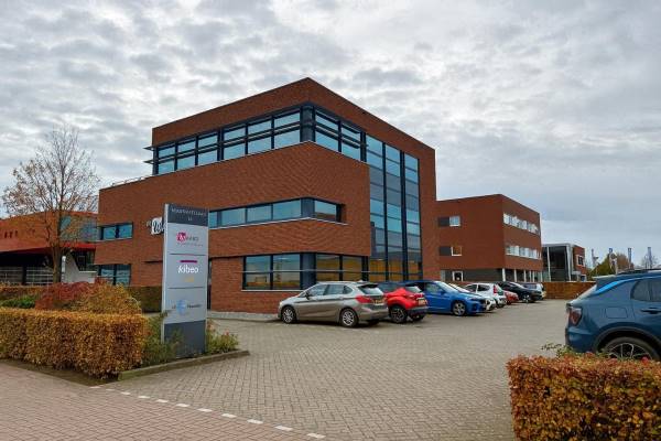 Kantoorruimte Maseratilaan 14 Oud-Beijerland