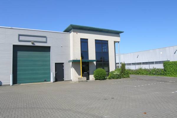 Bedrijfsruimte Amp&#232;restraat 8-d Tiel