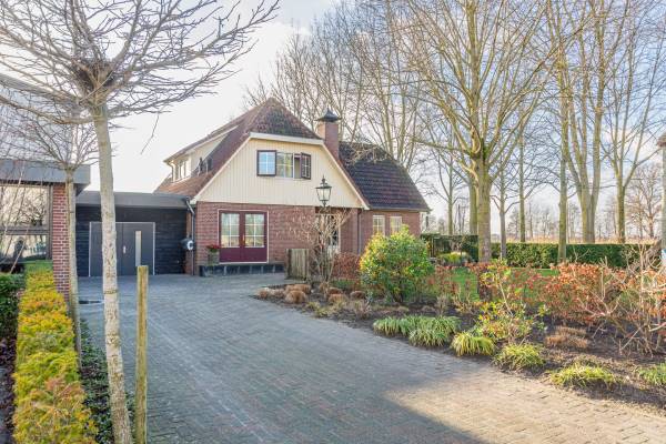 Bedrijfsruimte De Steenmaat 1 Gramsbergen