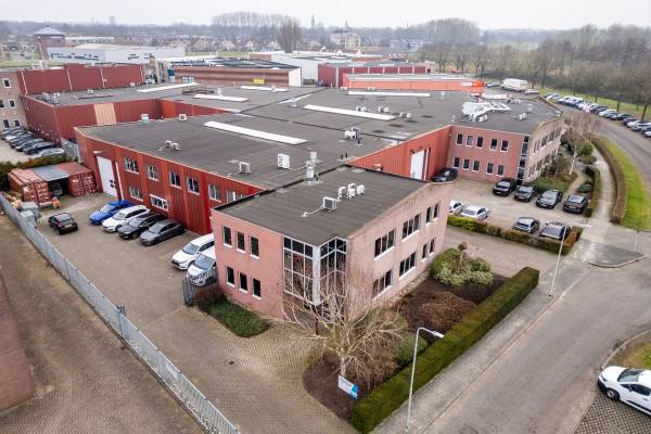 Bedrijfsruimte Bergveste 12 Houten