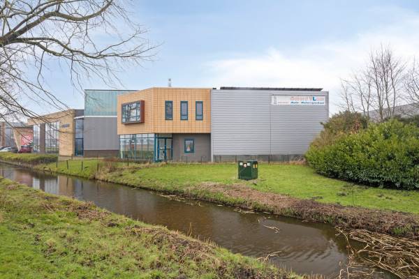 Bedrijfsruimte Ambachtsweg 15 Oosthuizen
