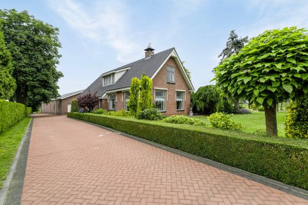 Agrarisch bedrijf Essenerweg 121 Kootwijkerbroek