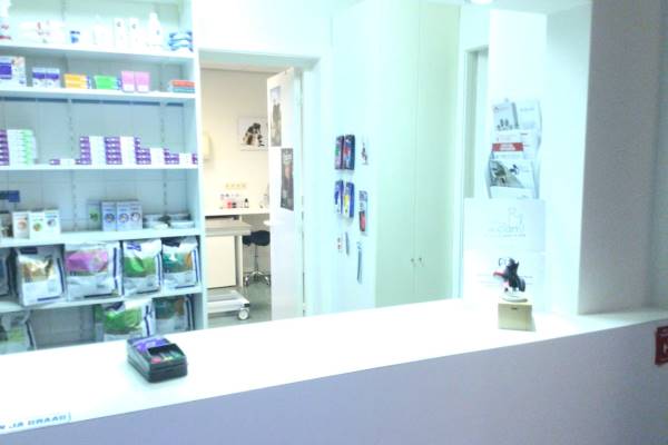 Bedrijfsruimte van Montfoortstraat 15 Voorburg