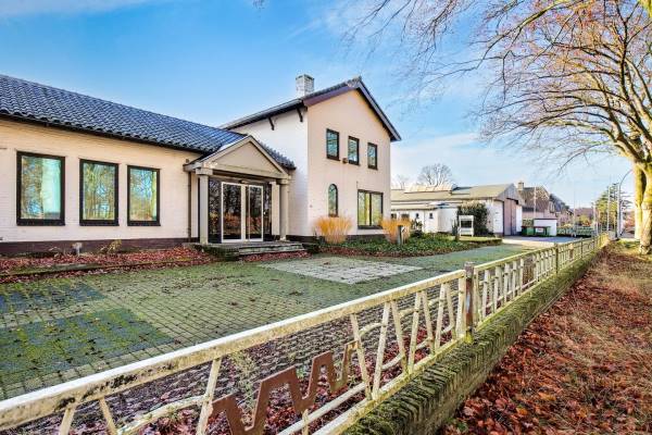 Verhard buitenterrein Bosscheweg 67 Drunen