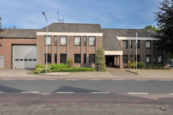 Bedrijfsruimte Hoofdstraat 11 Lottum