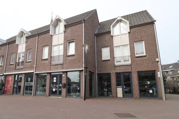 Winkelruimte Past. Huijbenplein 28 Panningen