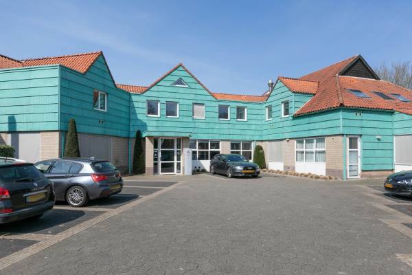 Kantoorruimte Kerklaan 9-b Laren (NH)