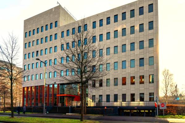 Kantoorruimte Anna van Saksenlaan 51 Den Haag