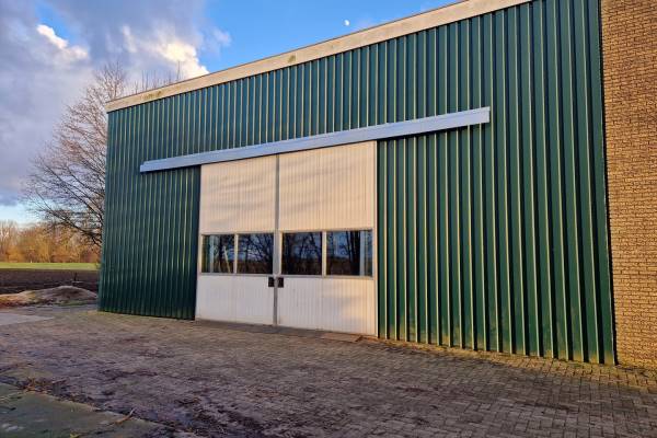 Bedrijfsruimte Van der Plasschelaan 2 Dronten