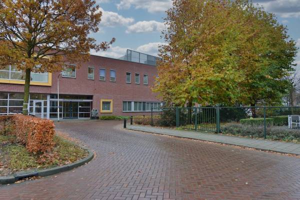 Maatschappelijk vastgoed Koningsweg 28 Vriezenveen