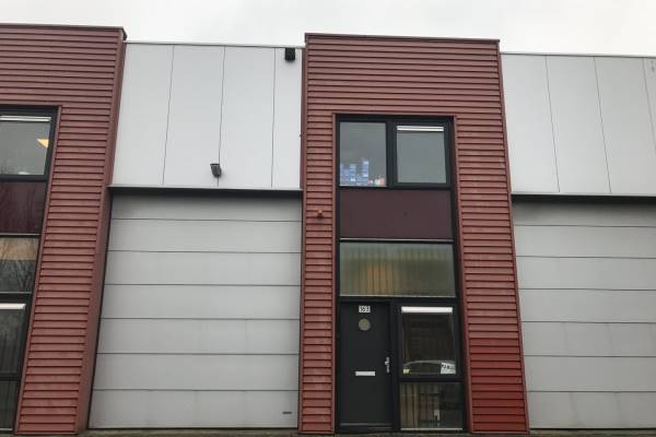 Bedrijfsruimte Kiotoweg 165 Rotterdam