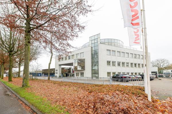 Bedrijfsruimte Graafschap Hornelaan 180- 182 Weert