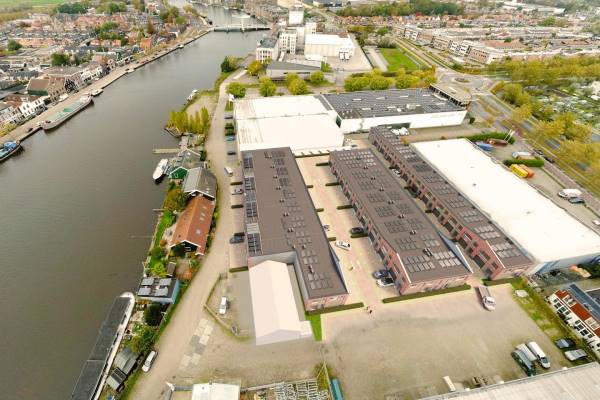 Bedrijfsruimte Veerdijk 28 Wormer
