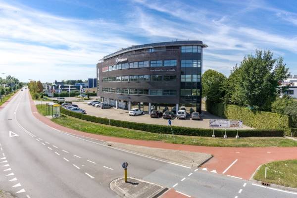 Kantoorruimte Steenweg 17-b Waardenburg