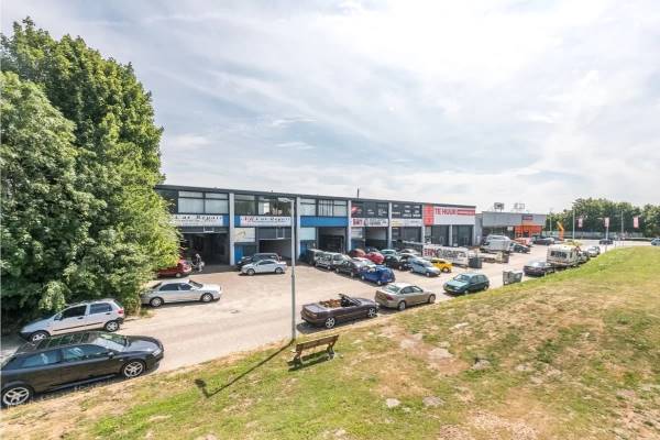 Bedrijfsruimte Ir. Herman de Grootweg 16 Spijkenisse