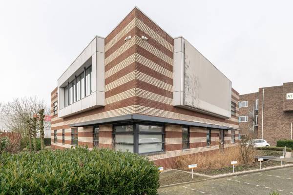 Kantoorruimte Koeweistraat 9 Waardenburg