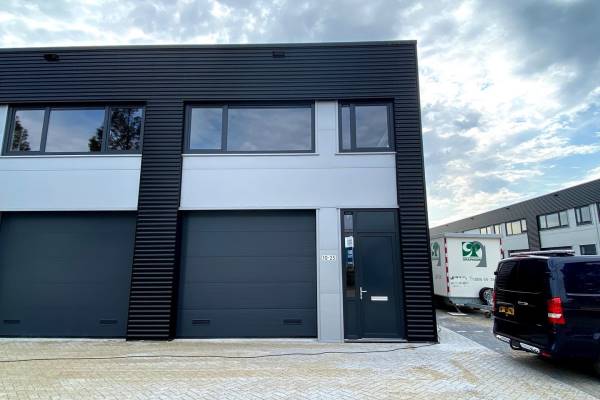 Bedrijfsruimte Aluminiumstraat 10- 25 Zoetermeer