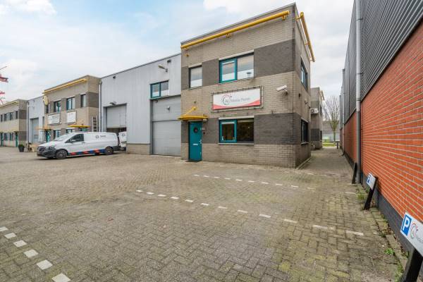 Bedrijfsruimte Jan van Galenstraat 28 Schiedam