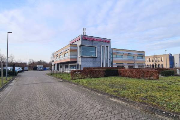 Kantoorruimte Oostermeentherand 6 Steenwijk