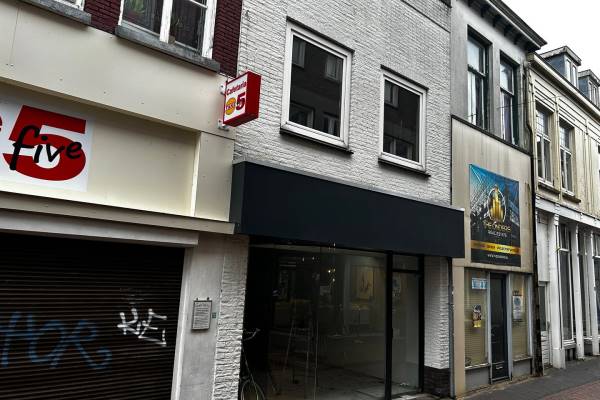 Winkelruimte Weerstraat 7 Tiel