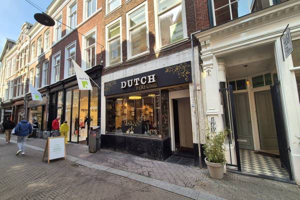 Winkelruimte Papestraat 15 Den Haag