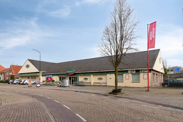 Winkelruimte Julianalaan 115 Raamsdonksveer