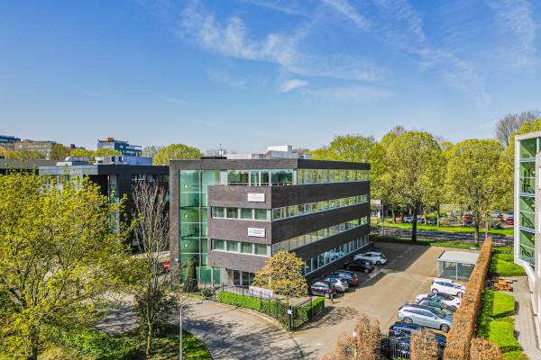 Kantoorruimte Saal van Zwanenbergweg 11 Tilburg